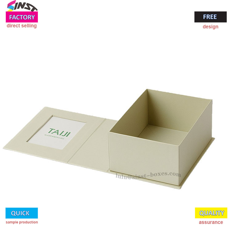 Magnetic Closure Gift Box With Window